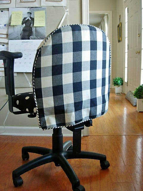 DIY Office Chair Makeover With Fabric In My Own Style DIY Office Chair Makeover With Fabric In My Own Style