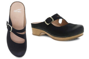 Dansko Britney clogs in black Nubuck