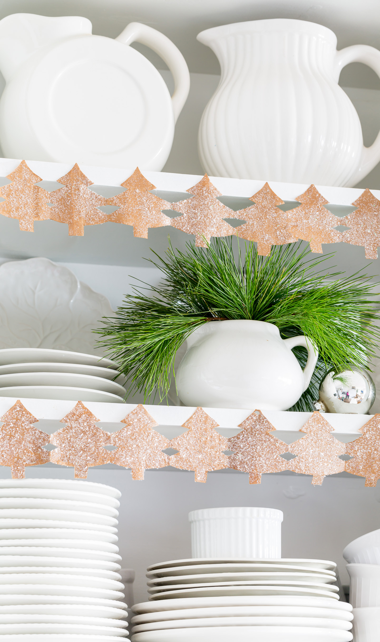 How to Make a Christmas Tree Paper Chain In My Own Style