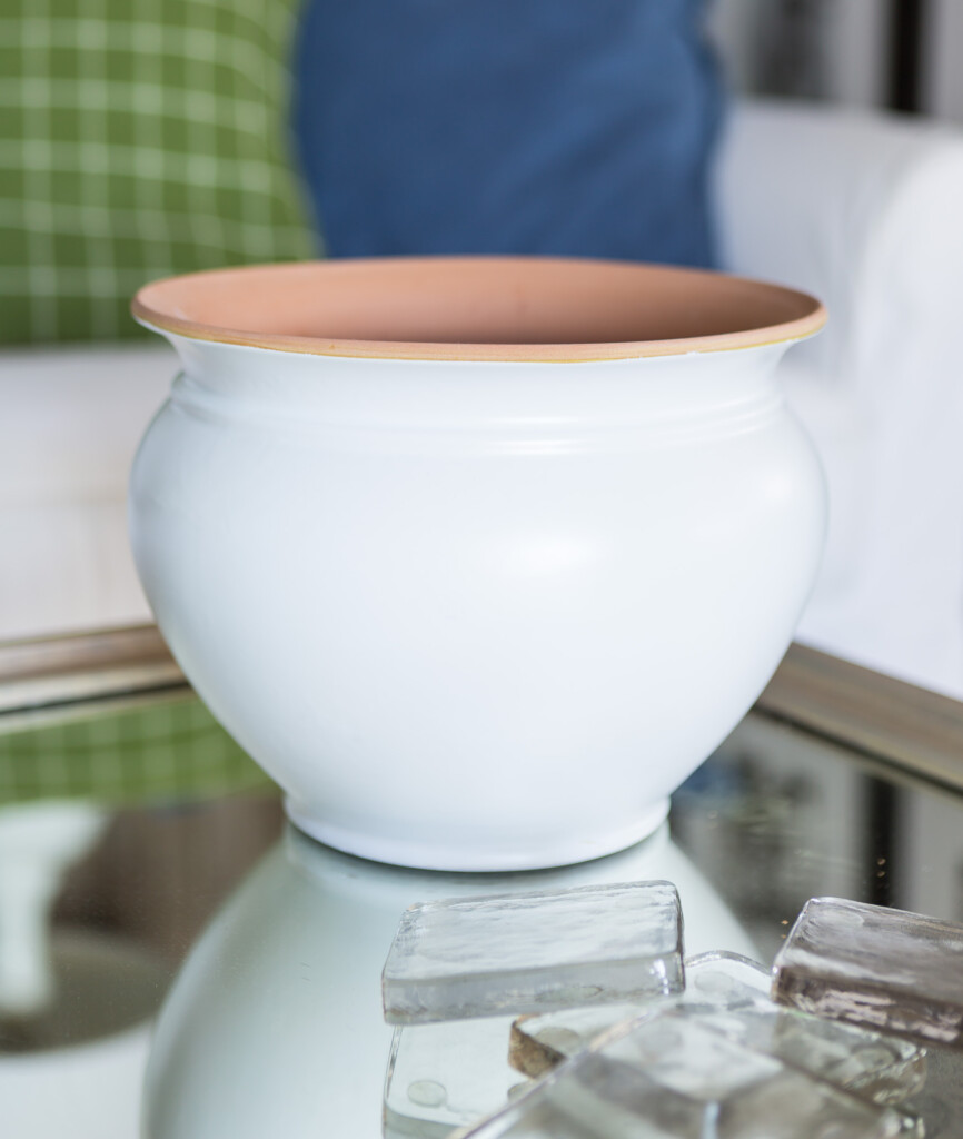 How to Spray Paint Ceramic Items In My Own Style