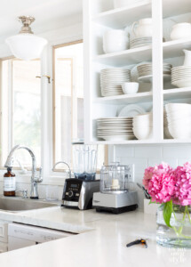 Small Kitchen and how to fit appliances on the counter in a pretty way.