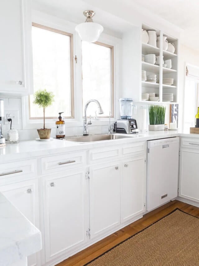 cropped-Kitchen-counter-painting-tutorial.jpg