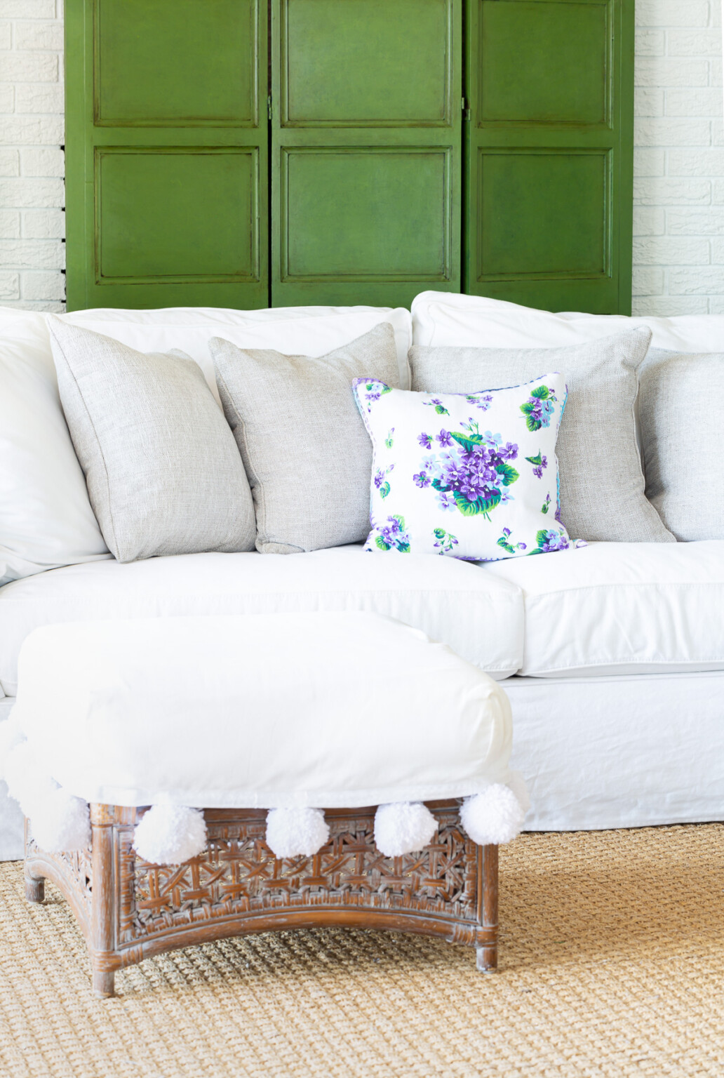 The Easy Way to Glaze Paint Furniture In My Own Style