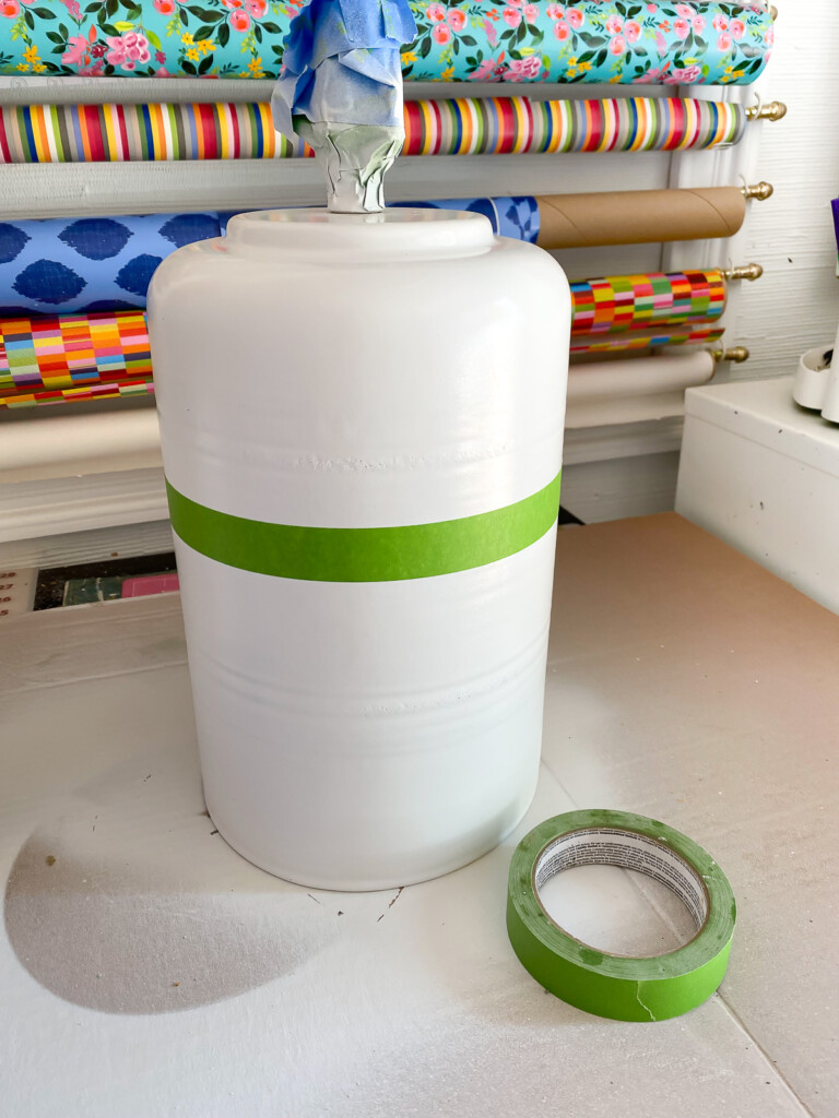 Spray Painting a Lamp In Designer Style In My Own Style