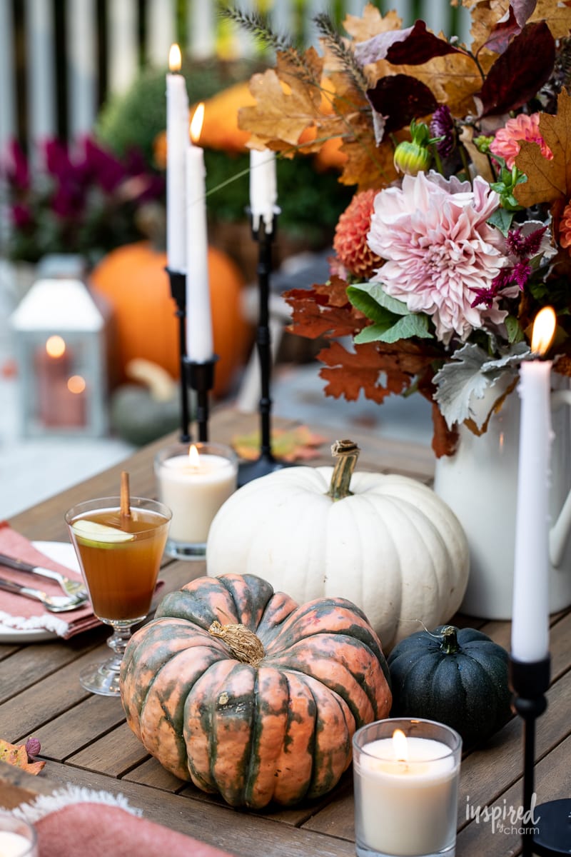 Style Horizons 160 2 fall pumpkin decor on a fall table setting