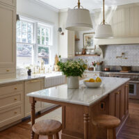 cozy traditionally decorated kitchen