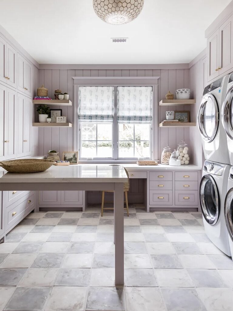 lilac color laundry room