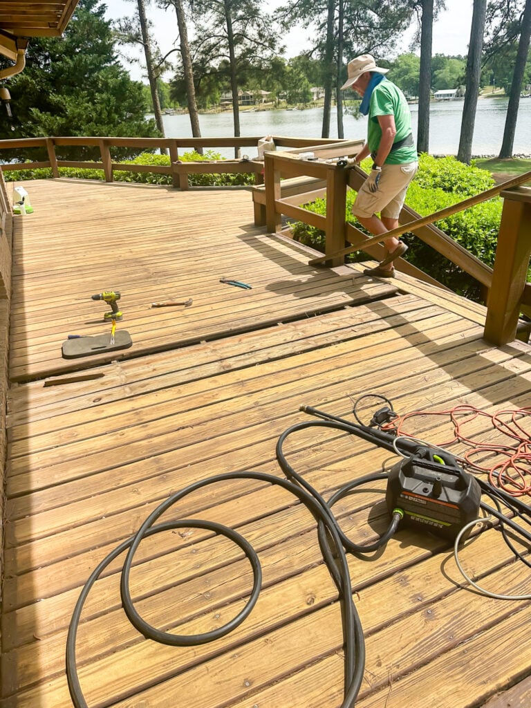 refinishing wood deck on house